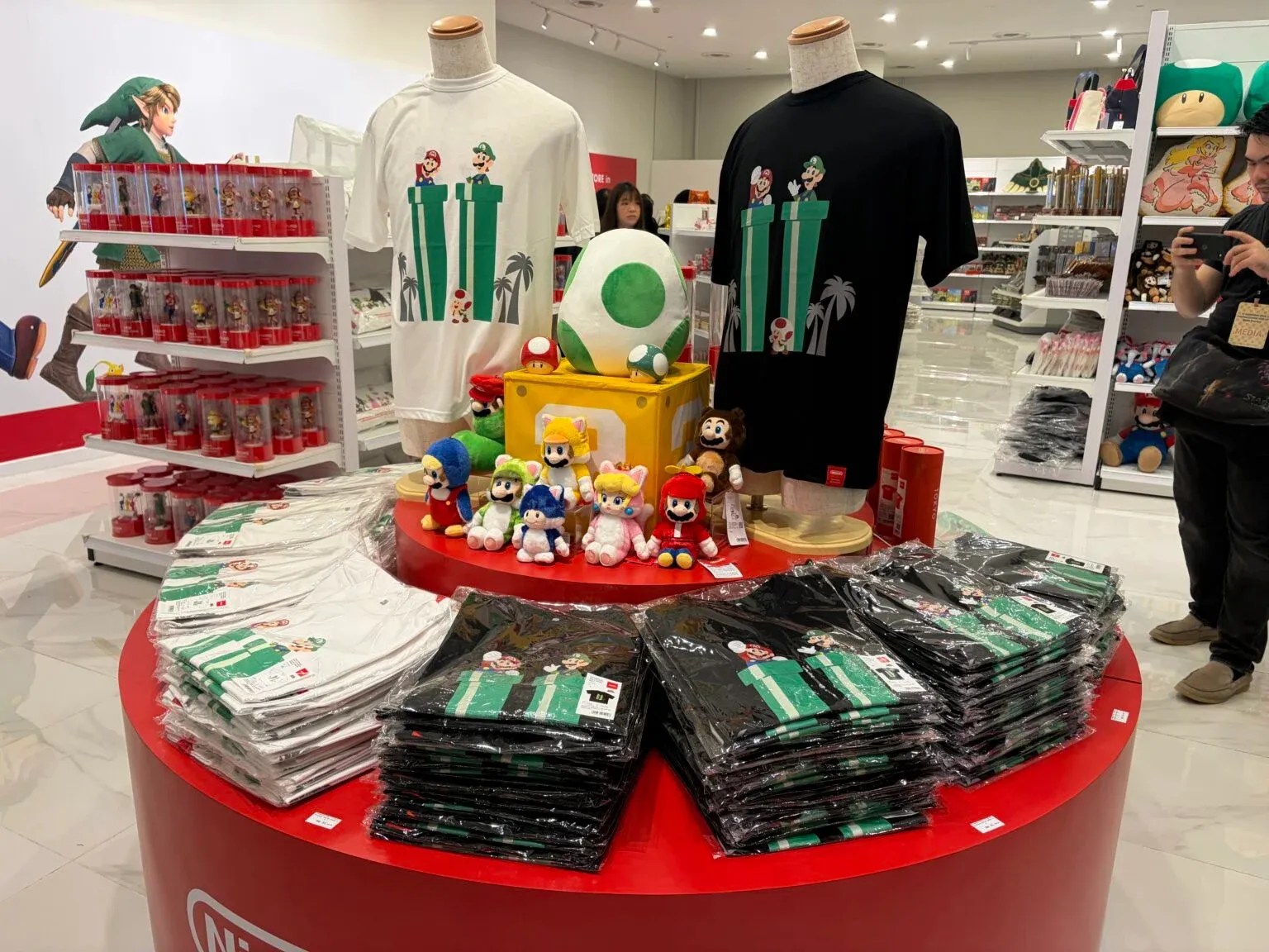 Interior photo of the Nintendo Pop-up Store in Kuala Lumpur https://says.com/my/lifestyle/sneak-peek-at-the-new-nintendo-pop-up-store-in-kl