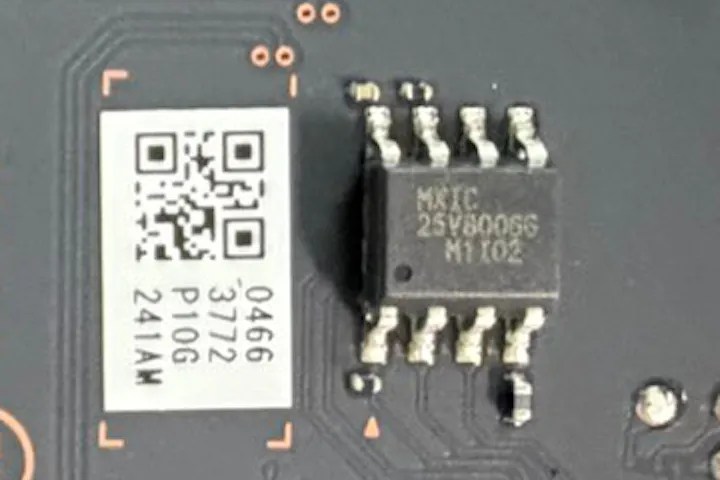 Closeup photo of NOR flash memory on BEE-CDH-MAIN-10 side-A